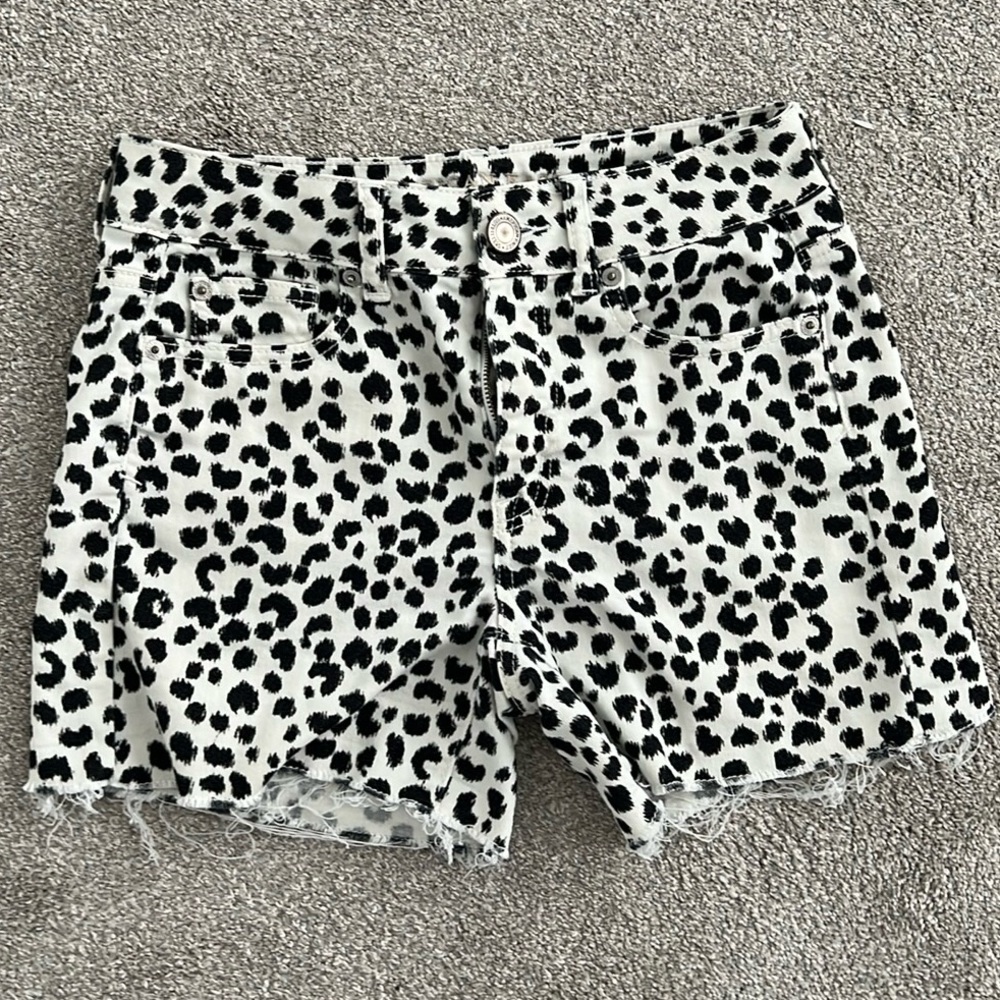 American Eagle Outfitters leopard print shorts